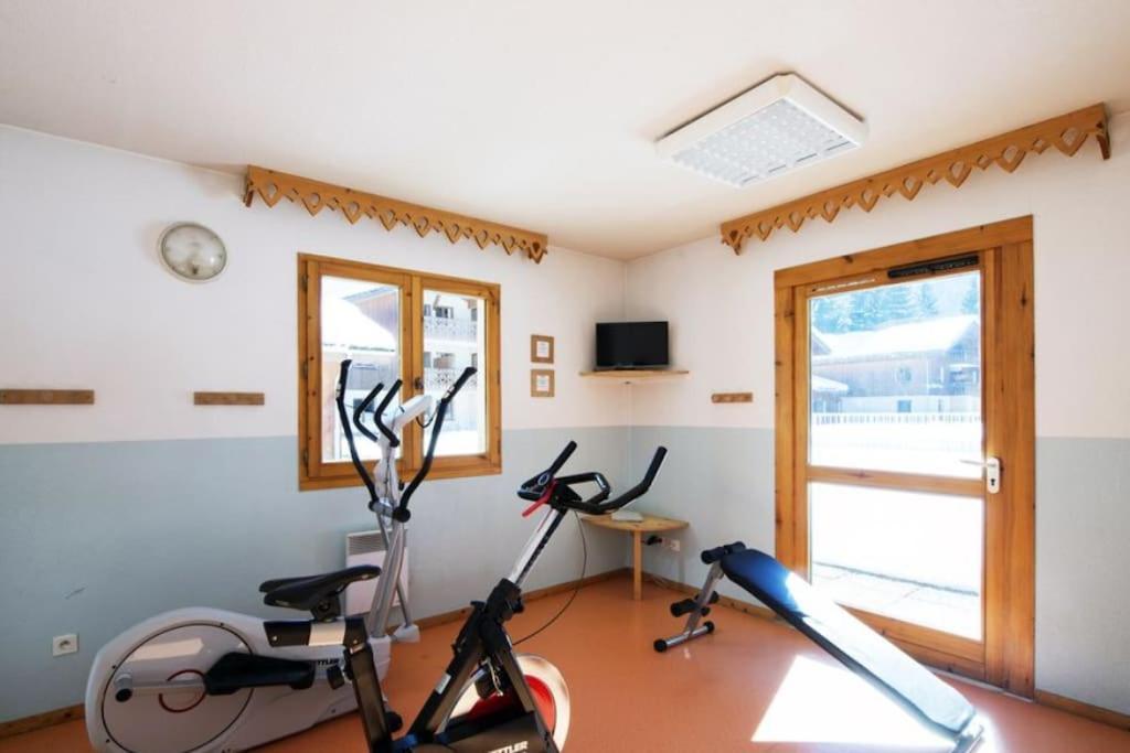 Appartement Rez-De-Chaussee, Cosy T3 4 A 6 Pers Avec Piscines Interieure & Exterieure A Samoens En Haute-Savoie Zewnętrze zdjęcie